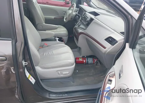 2013 Toyota Sienna Xle 7 Passenger from USA, damaged, VIN 5TDDK3DC4DS053000